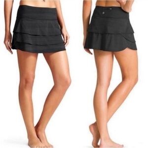 Athleta Stripe Swagger Black Tiered Skort